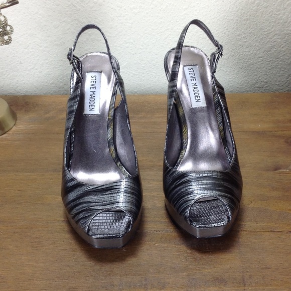 Steve Madden Black & Silver Faux Leather Heels - Picture 2 of 8